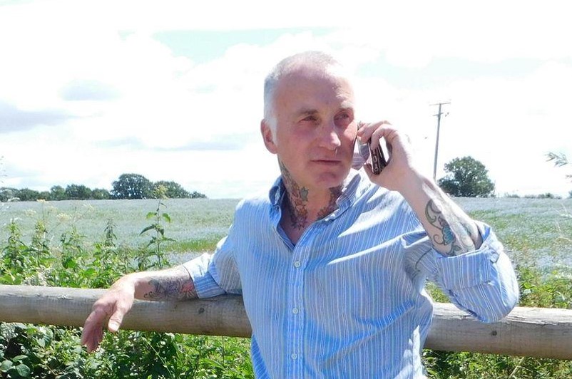 is Ian Humphries married?